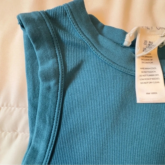 Happily Grey Women's Sleeveless Ribbed Crew Neck Bodysuit Teal Size M/L - Picture 7 of 13